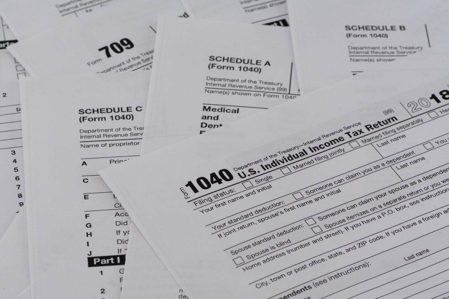 IRS Form 1040 2025